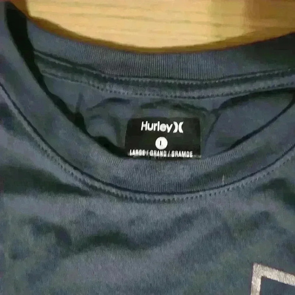 Hurley Men's T-shirt Size: L - Picture 2 of 5